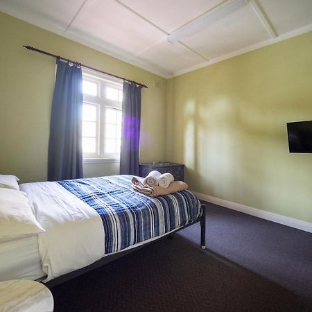 Yha Newcastle Beach Екстер'єр фото